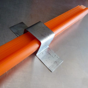 Supporto per fissaggio canale DRYset su superfici di metallo